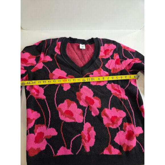 Cabi Rococo Pullover Black Pink Flowers Sweater Womens V Neck XLarge - Picture 3 of 7
